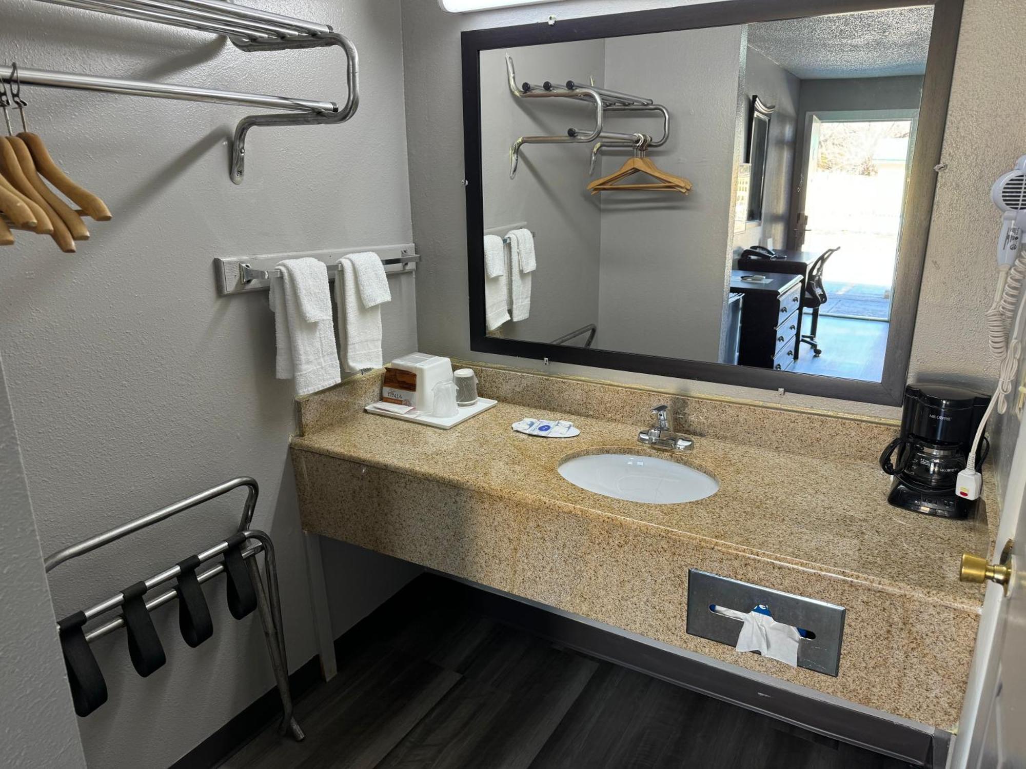 Kansas Inn Independence Dış mekan fotoğraf