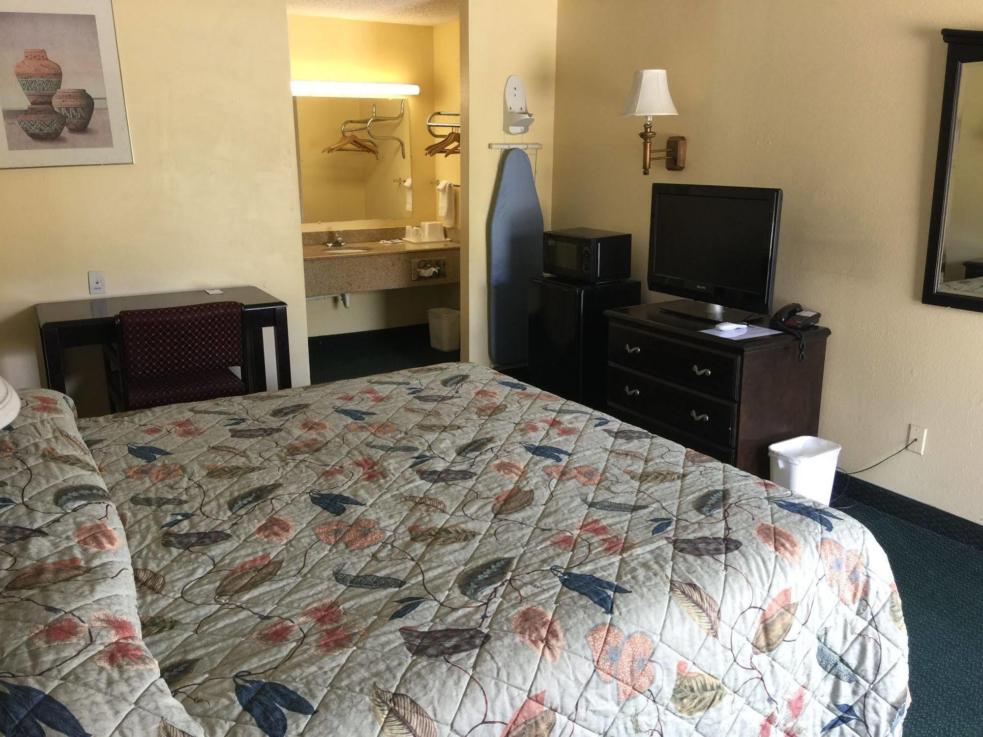 Kansas Inn Independence Dış mekan fotoğraf
